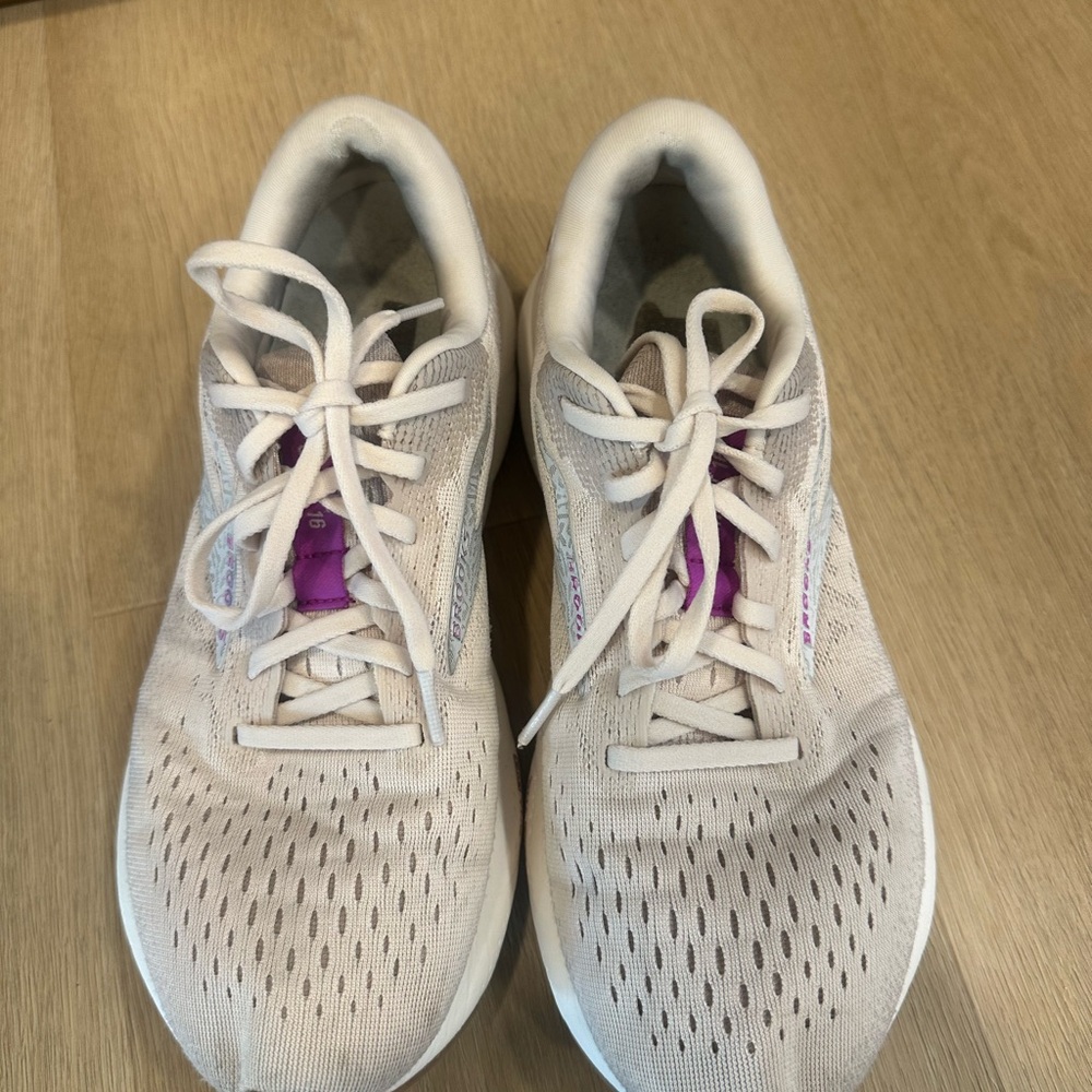 Brooks ghost 16 Women's Light Beige Athletic Shoes - Picture 3 of 9